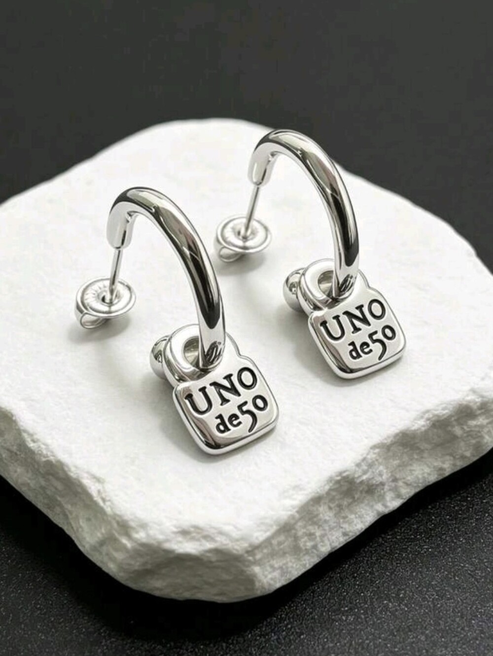 UNO de 50 Hoop Charm Earrings